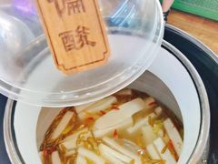 偏酸萝卜-萝鸡思味秘制泡菜(万家丽店)