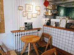 用餐区-长颈鹿咖啡(大学路店)