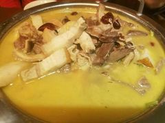 -宣威山野人家·云南菜·菌火锅(金碧店)