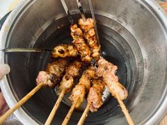 招牌烤羊肉串-炒豆合作社(东四总店)