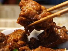 -同济大学本部学苑饮食广场