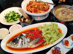 -凤凰湘语·平价海鲜餐厅(浦东旗舰店)