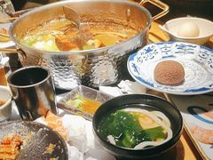 -枝魯枝魯自助料理