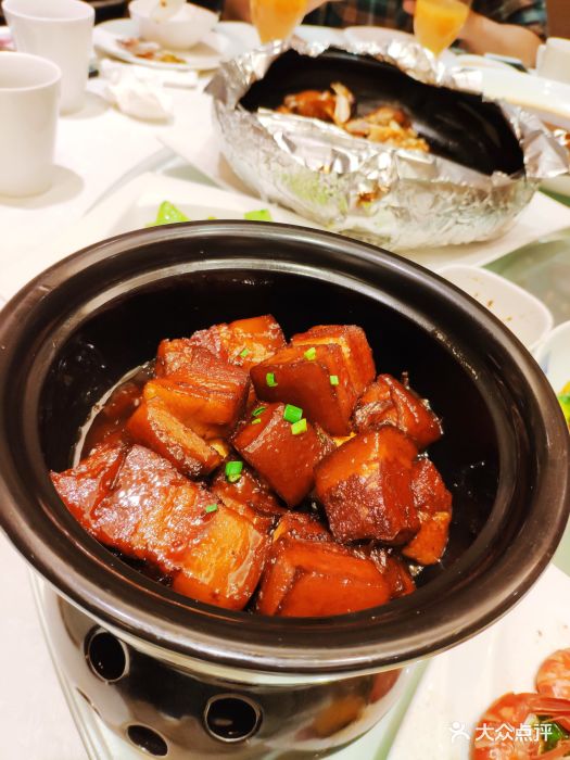 宝燕壹号海鲜餐厅(宝山店)招牌红烧肉图片 - 第2127张