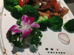 秘制牛仔骨-嘉厨小馆(宜山路店)