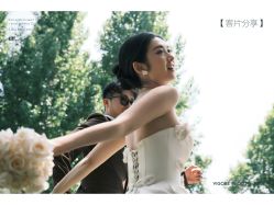 -雪中彩影婚纱摄影·微光艺术中心