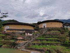 -初溪土楼群