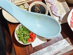 -东巴婆婆云南鱼豆花火锅(大东门店)