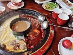 -巴邑火锅·夜宵(港隆广场店)
