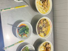 -文山荷鲜居(翠湖店)