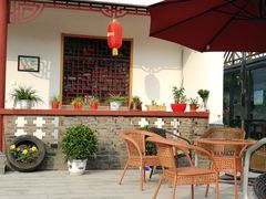 -龙湖东院农庄(乡间小路店)