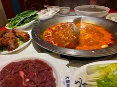 -DaLongYi Hotpot - 大龙燚火锅 - 地道四川老火锅