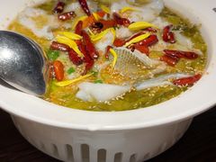 -酸渡·老坛酸菜鱼·现炒下饭菜(港惠新天地店)