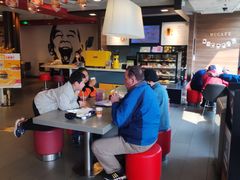 -麦当劳(田林好又多店)