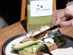 牛油果温泉蛋吐司-O'mills Sourdough Bakery&Bistro(永嘉路店)