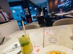 -必胜客(东大桥店)