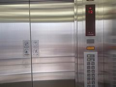 -上海置地广场(南京东路店)