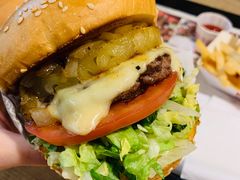 -The Habit Burger Grill 哈比特汉堡(复兴soho店)