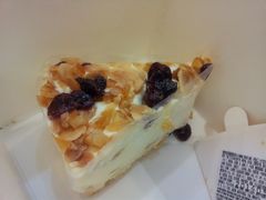 橙香坚果-星巴克(无锡东方商厦店)