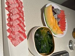-海底捞火锅鲜切牛肉主题店(长寿路店)