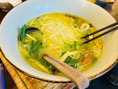 野生菌过桥米线-芸南道·过桥米线(昆明老街旗舰店)