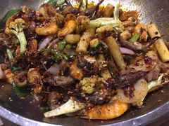 -嘎嘎鸭下巴·爆辣干锅(明教寺店)