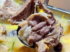 -聚汇三少·龙虾·中餐厅(莫邪路新天地店)