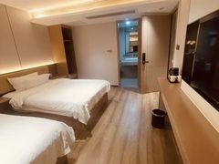 -雅宜酒店(广州黄埔大沙东地铁站店)