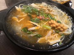 砂锅米线-焦记老潼关肉夹馍(东五路店)