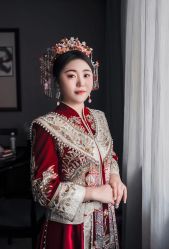 -红馆妆造(中央大街店)