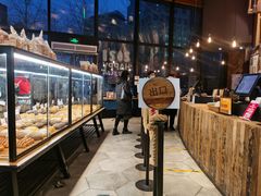 面包甜点陈列柜-原麦山丘(望京小街店)
