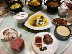 -湖庭壹品鸭王·传统北京烤鸭·别墅私房菜·庭院宵夜(江宁店)