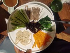 鸡丝凉米线-云海肴·汽锅鸡·云南菜(领展购物广场·中关村店)