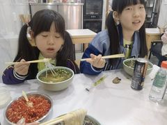 -全家福米线