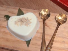 布丁-西月山居匠心创意料理(江汉路新佳丽广场店)