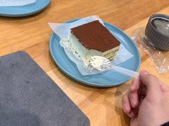 -焙丽拾光(麦凯乐直营店)