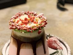 花环-BE NORMAL CAFE(霞溪路店)