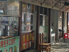 -三亚火车头万人海鲜广场