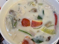 -两兄弟Song Pee Nong(2号店)