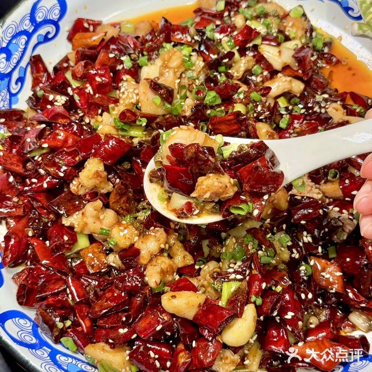 可惜你不在成都,武侯祠这家苍蝇馆子好吃s啦