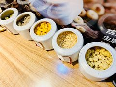 -黑鸡小馆(金源店)