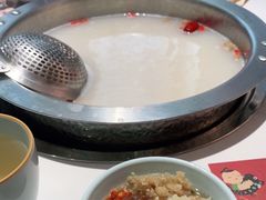 -马家斑.鲜鱼火锅(松湖万科店)