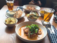 -ROAST coffee & eatery