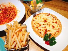 -菲滋意式餐厅(富阳东方茂店)