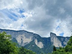 -鹿院坪生态旅游景区