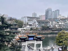 -包整·丝娃娃(一览甲秀楼风景店)