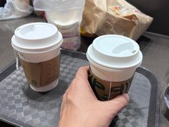 -星巴克(南京南站北夹层店)