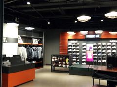 -耐克(恒隆广场店)