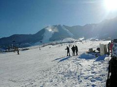 -丝绸之路山地度假区滑雪场