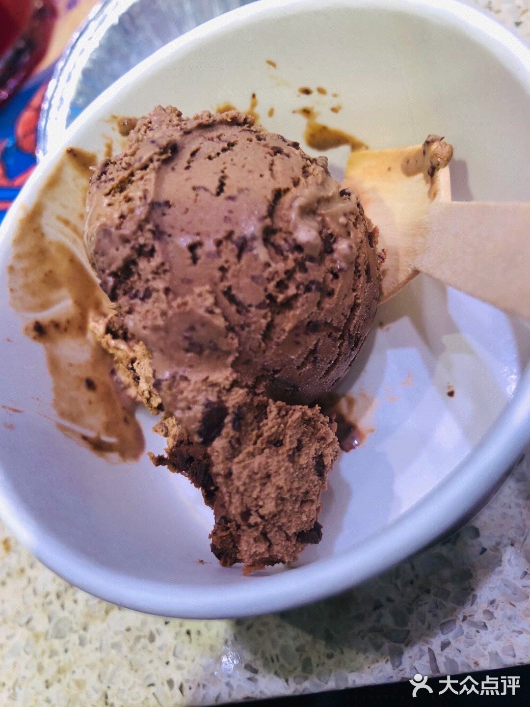 自助是肯定吃不回来的，以我的饭量就是去吃个新鲜